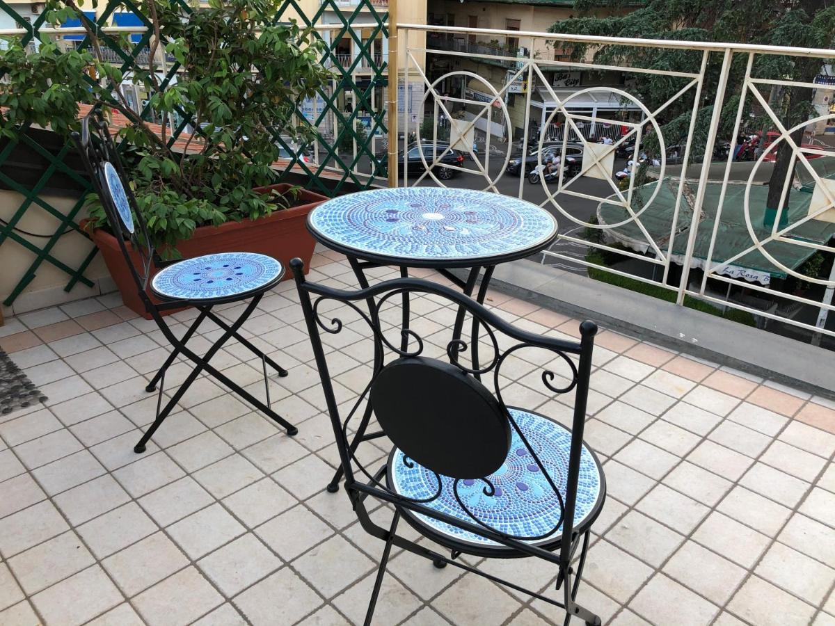 Stabia Holiday House Castellammare di Stabia Exterior foto