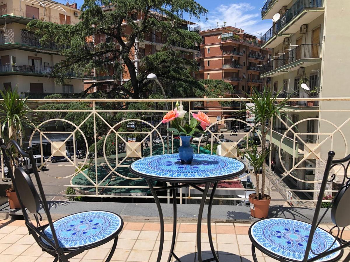 Stabia Holiday House Castellammare di Stabia Exterior foto